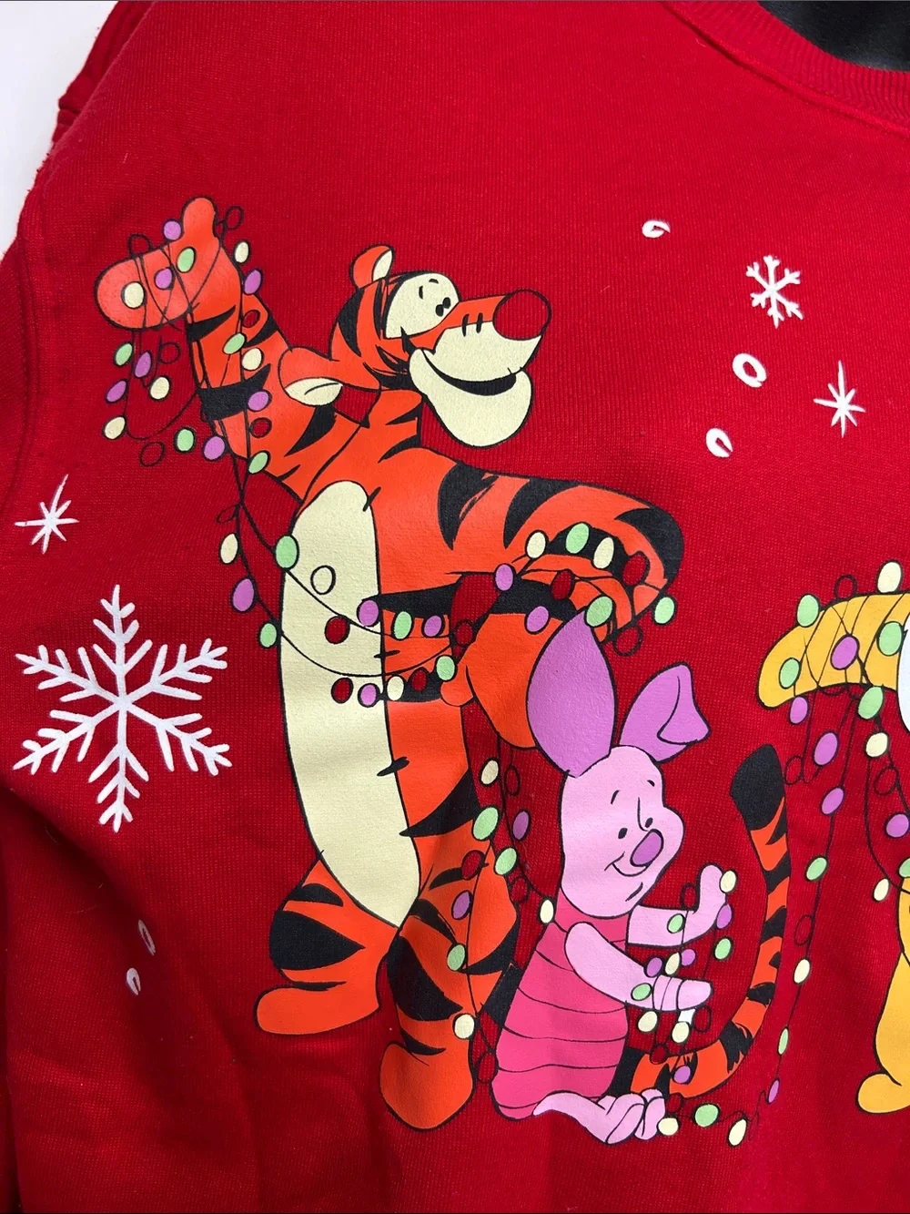 Disney Winnie the Pooh Red Christmas holiday sweater size extra small